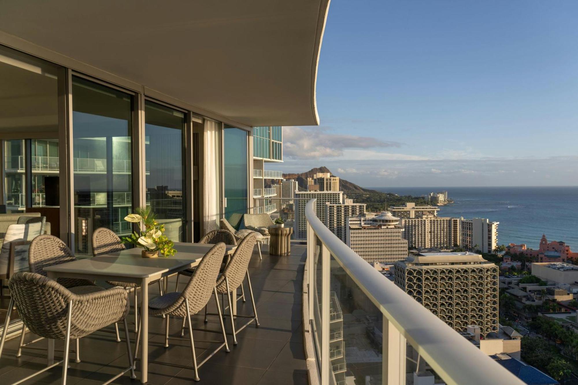 The Ritz-Carlton Residences, Waikiki Beach Hotel Хонолулу Екстериор снимка