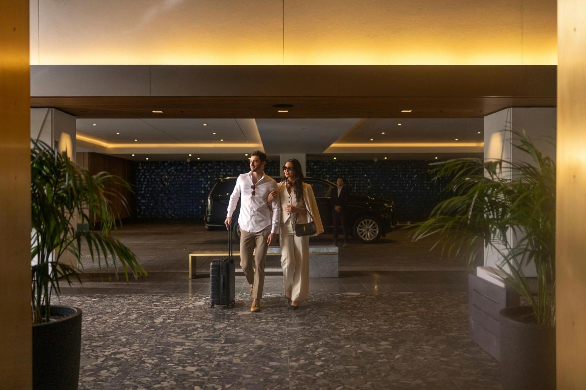 The Ritz-Carlton Residences, Waikiki Beach Hotel Хонолулу Екстериор снимка